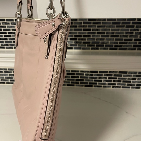 Blush Coach Kristin Leather Zip Purse - Picture 11 of 12